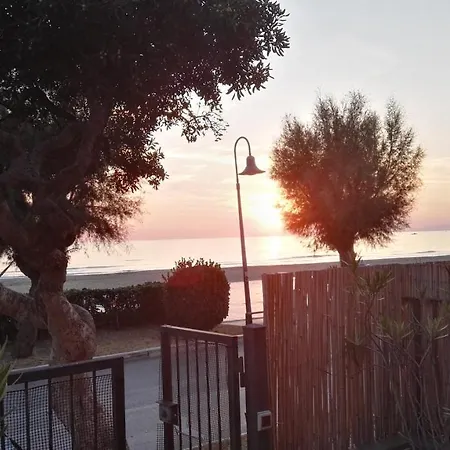 Lungomare Via Roma *