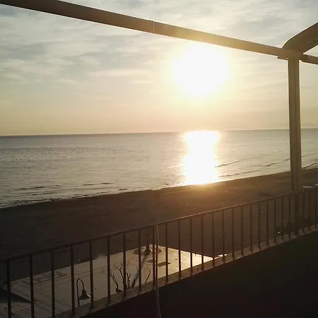 Lungomare Via Roma *